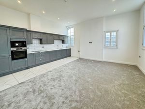 Photo 9- click for photo gallery